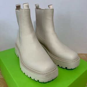 Sam Edelman 7.5 White Platform Slip‎ On Laguna Ivory Leather Boots